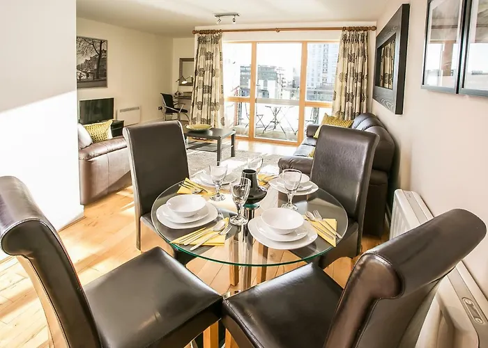 Grand Canal Square Apartment *