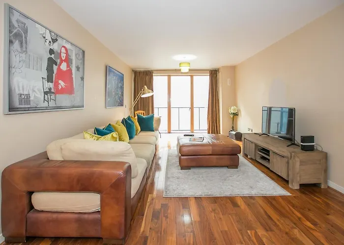 Grand Canal Square Apartment Dublin