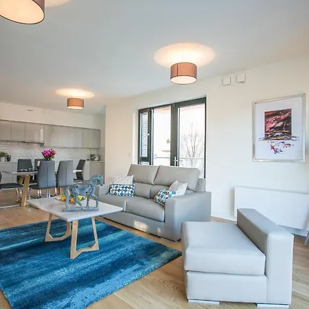 Apartment Grand Canal Square