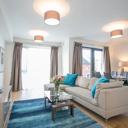 Grand Canal Square Apartment *