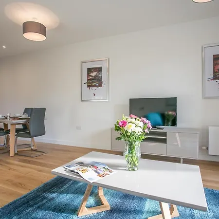Apartment Grand Canal Square Dublin