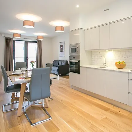 Apartment Grand Canal Square Dublin