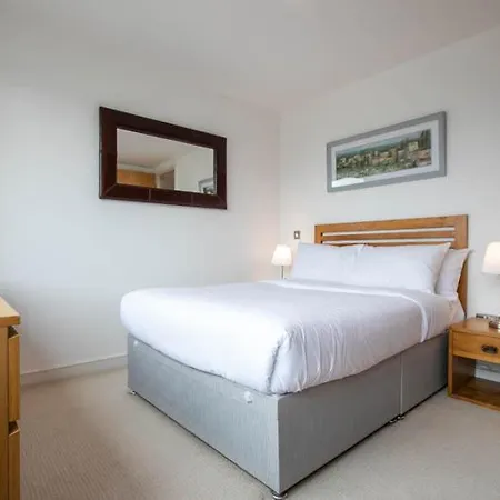 Grand Canal Square Apartment Dublin