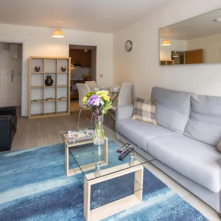 Grand Canal Square *