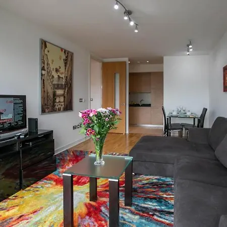 Grand Canal Square Apartment *