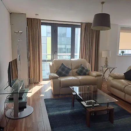 Grand Canal Square Apartment *
