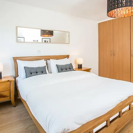 Apartment Grand Canal Square *
