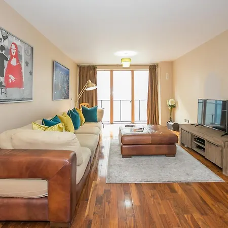 Grand Canal Square Apartment Dublin