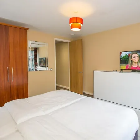 Grand Canal Square Apartment Dublin