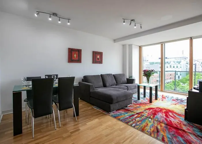 Apartment Grand Canal Square Dublin