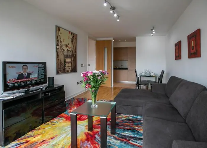 Grand Canal Square Apartment *