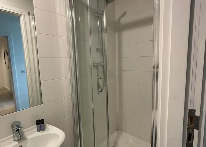 Grand Canal Square Apartment