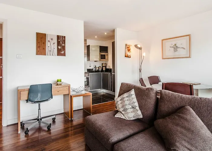 Apartment Grand Canal Square Dublin