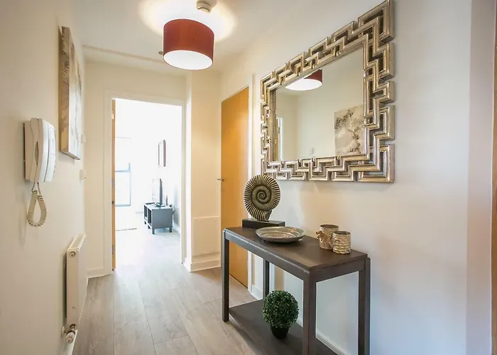 Grand Canal Square Apartment *