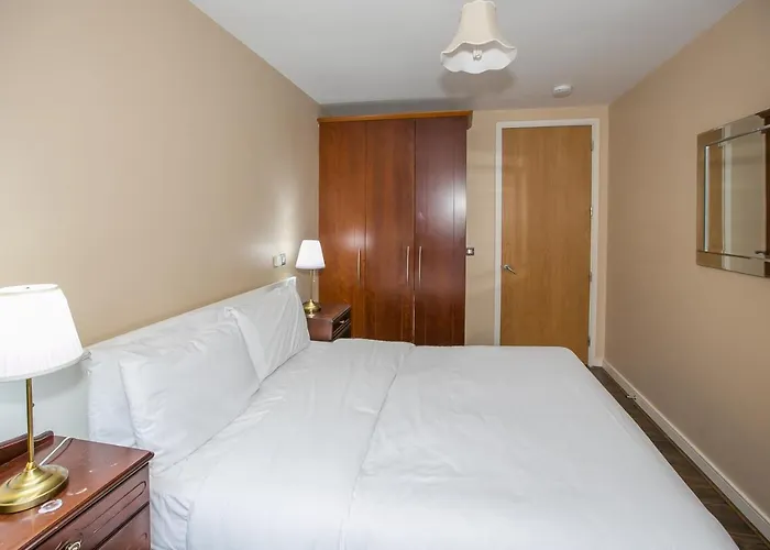 Apartment Grand Canal Square *