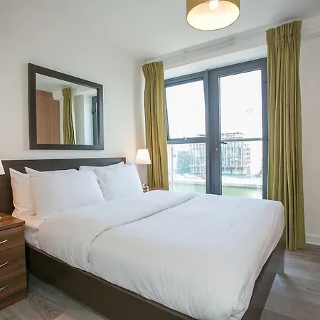 Grand Canal Square *